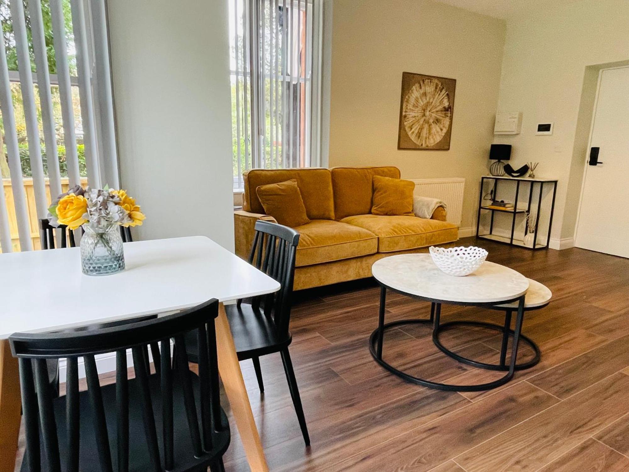 Eastwood Lodge Apartment No1 우드홀스파 외부 사진